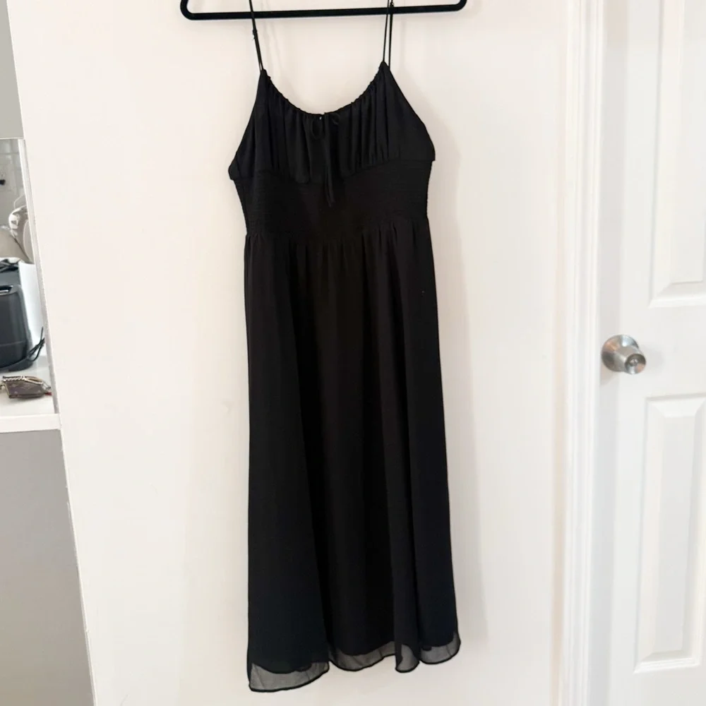 aritzia wilfred black midi dress - Picture 4 of 5